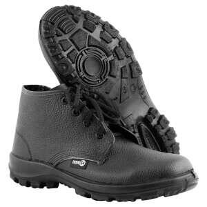 BOTA COM BICO COM CADARÇO